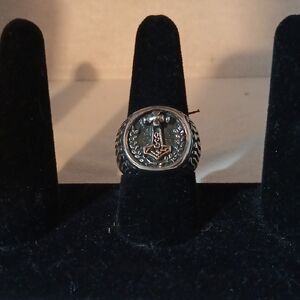 Silver Men's Ring with Hammer Design